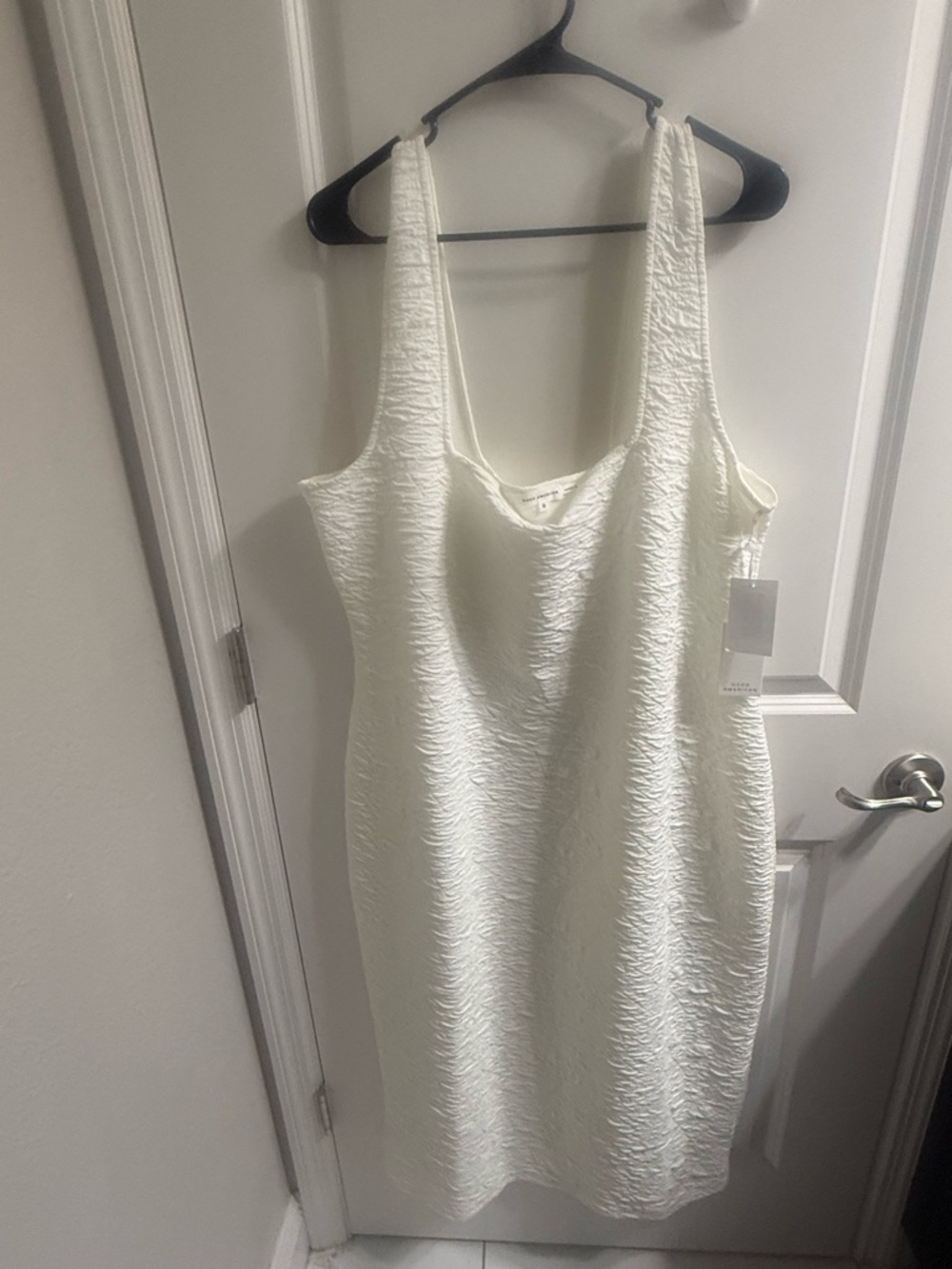 Good American White Textured Square-Neck Midi Dress - Picture 4 of 6